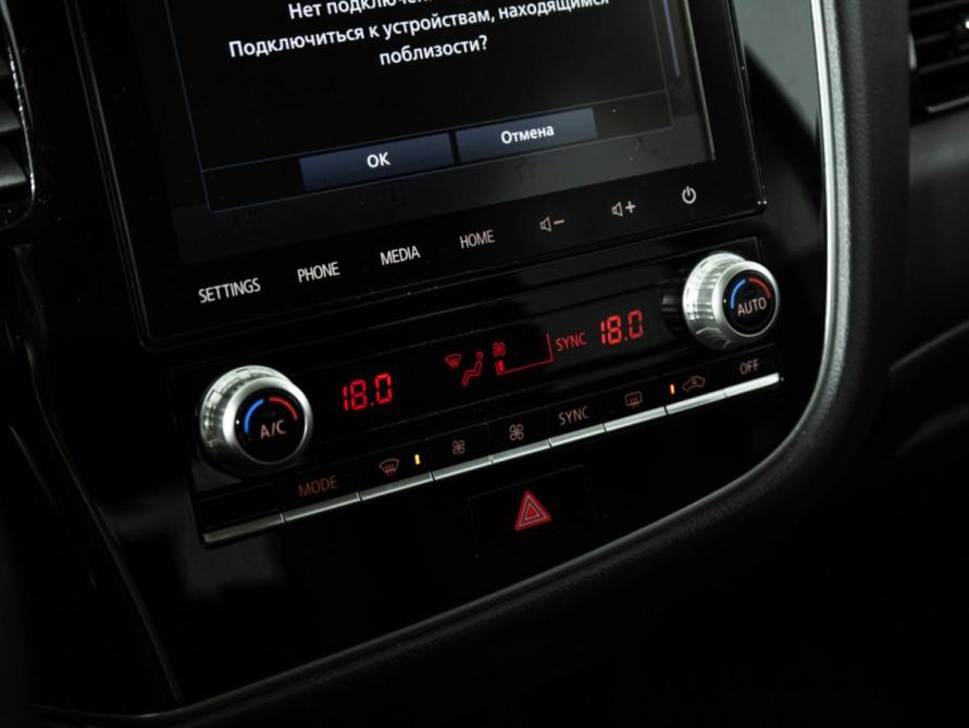Mitsubishi Outlander III Рестайлинг 3 Санкт-Петербург  - изображение 19