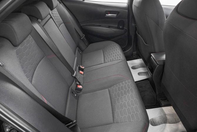 Toyota Corolla XII (E210) с пробегом 2018 года, цена 1 749 000 рублей, 129800 км, хэтчбек, Автокод Объявления