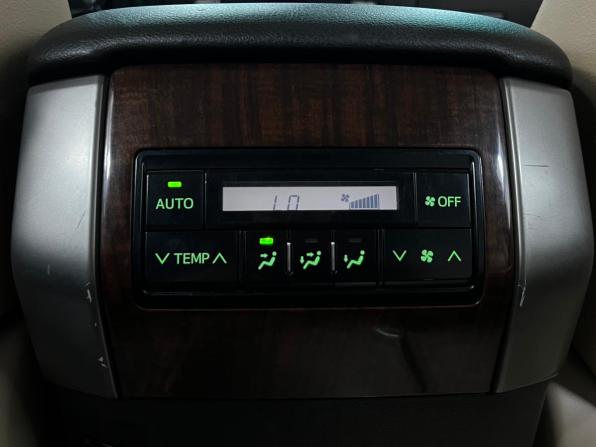 Toyota Land Cruiser Prado 150 Series с пробегом 2009 года, цена 2 590 000 рублей, 251000 км, внедорожник, Автокод Объявления
