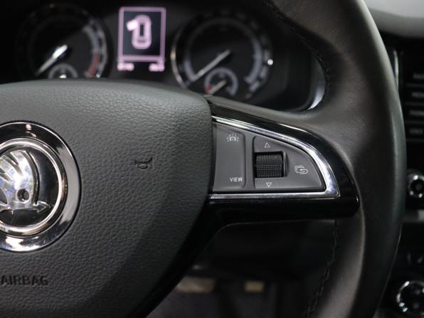 Skoda Kodiaq I с пробегом 2019 года, цена 3 850 000 рублей, 81600 км, внедорожник, Автокод Объявления