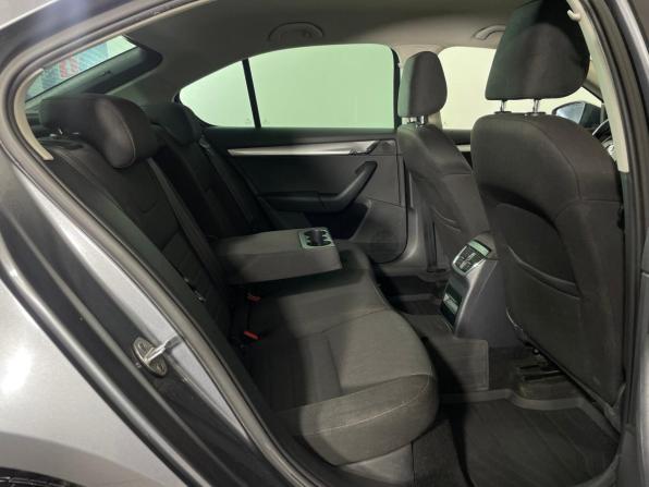 Skoda Octavia III (A7) с пробегом 2016 года, цена 1 150 000 рублей, 336934 км, лифтбек, Автокод Объявления