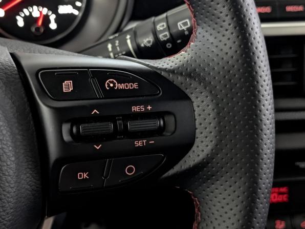 Kia Picanto III Рестайлинг с пробегом 2022 года, цена 1 745 000 рублей, 17785 км, хэтчбек, Автокод Объявления