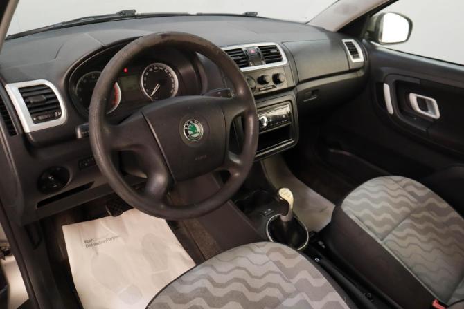 Skoda Fabia II с пробегом 2009 года, цена 469 000 рублей, 200000 км, хэтчбек, Автокод Объявления