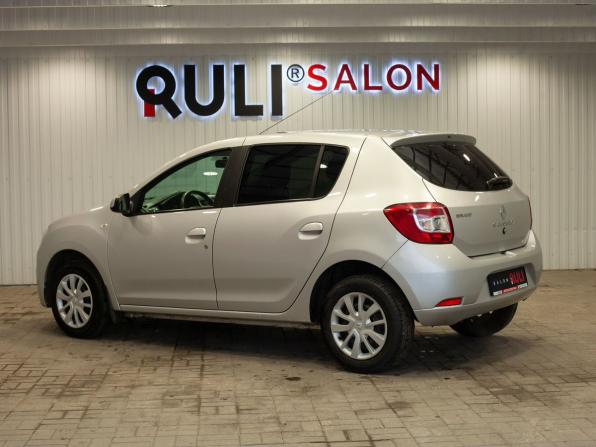 Renault Sandero II Рестайлинг с пробегом 2018 года, цена 1 180 000 рублей, 141043 км, хэтчбек, Автокод Объявления