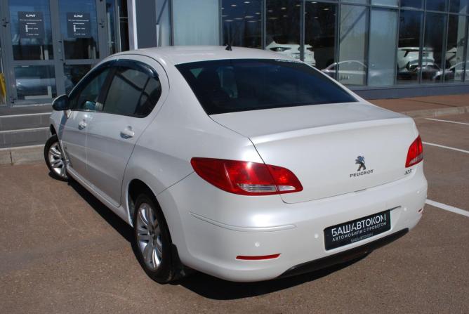 Peugeot 408 I с пробегом 2014 года, цена 595 000 рублей, 216596 км, седан, Автокод Объявления