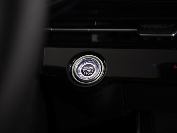 Omoda C5 I с пробегом 2023 года, цена 1 499 000 рублей, 27982 км, внедорожник, Автокод Объявления
