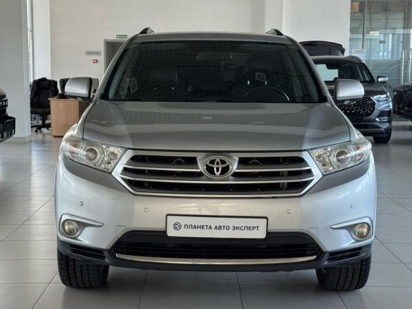 Toyota Highlander II (XU40) Рестайлинг с пробегом 2012 года, цена 1 799 000 рублей, 213558 км, внедорожник, Автокод Объявления