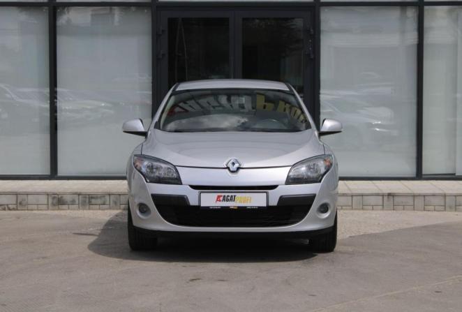 Renault Megane III Рестайлинг с пробегом 2013 года, цена 880 000 рублей, 103750 км, хэтчбек, Автокод Объявления
