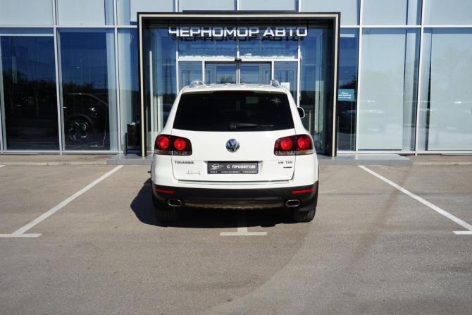 Volkswagen Touareg I Рестайлинг с пробегом 2009 года, цена 1 650 000 рублей, 187000 км, внедорожник, Автокод Объявления