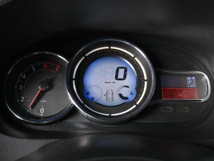 Renault Fluence I Рестайлинг Ростов-на-Дону  - изображение 16