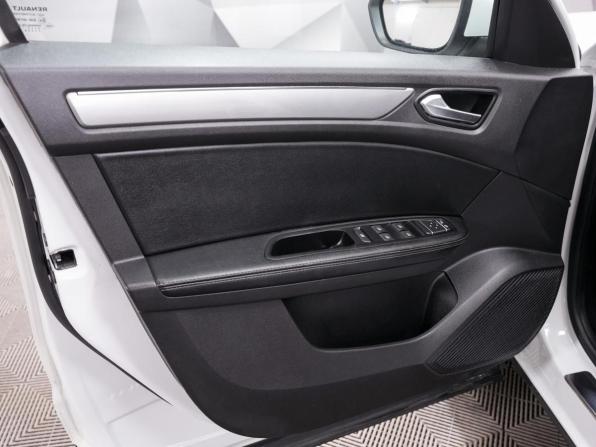 Renault Arkana I с пробегом 2021 года, цена 1 500 000 рублей, 37000 км, внедорожник, Автокод Объявления