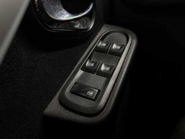 Nissan Terrano III (D10) с пробегом 2019 года, цена 1 559 000 рублей, 136000 км, внедорожник, Автокод Объявления