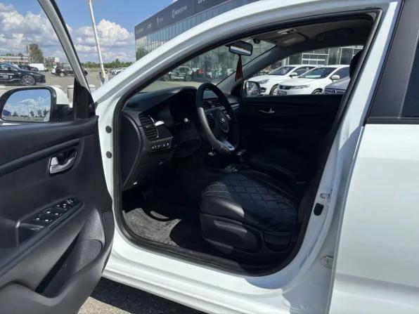 Kia Rio IV с пробегом 2018 года, цена 919 000 рублей, 133000 км, седан, Автокод Объявления
