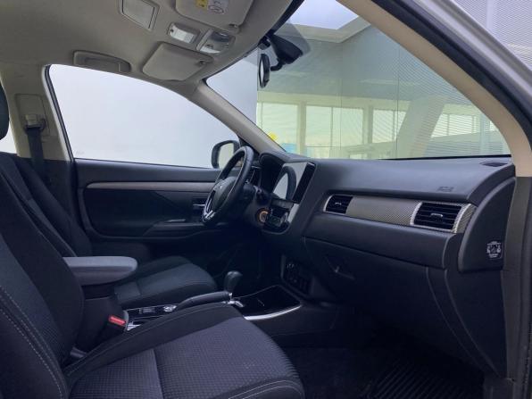 Mitsubishi Outlander III Рестайлинг 3 с пробегом 2018 года, цена 1 995 000 рублей, 134401 км, внедорожник, Автокод Объявления