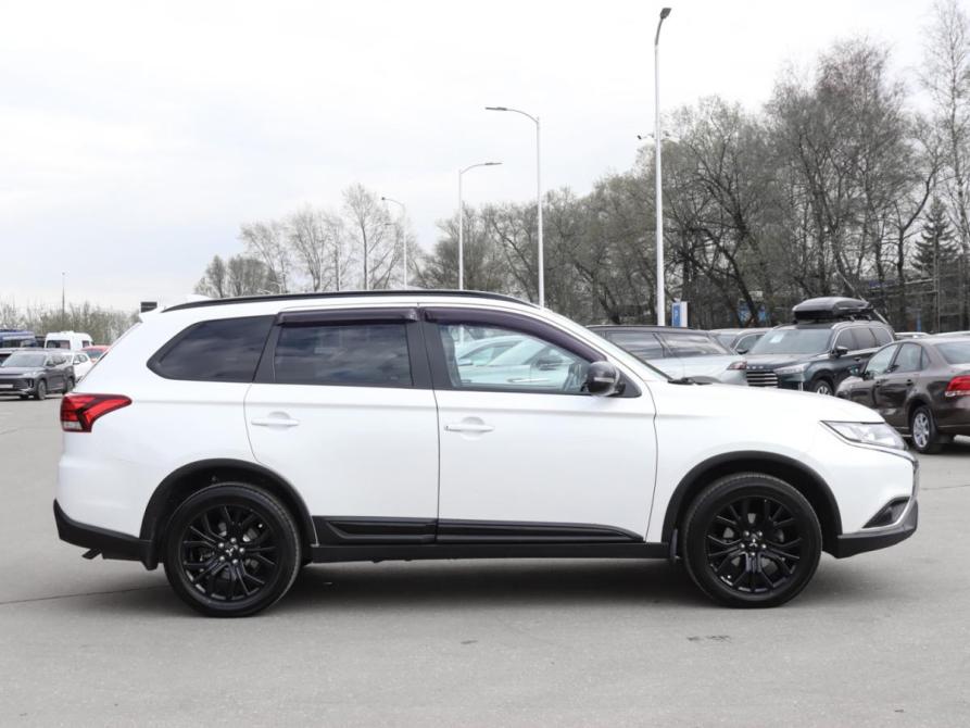 Mitsubishi Outlander III Рестайлинг 3 Москва  - изображение 4