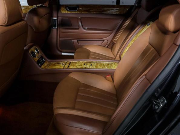 Bentley Continental Flying Spur с пробегом 2005 года, цена 3 800 000 рублей, 30637 км, седан, Автокод Объявления