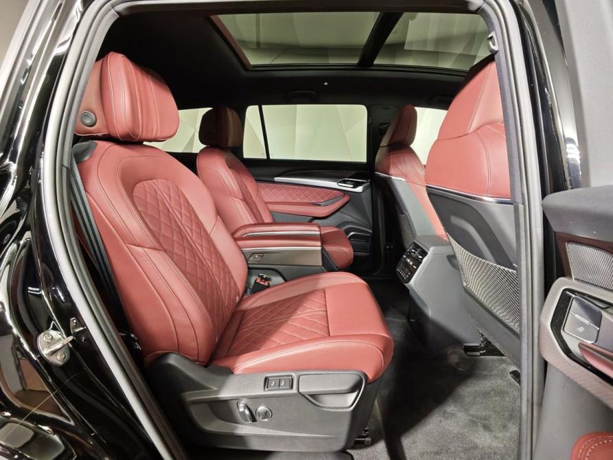 Audi Q6 Москва  - изображение 16