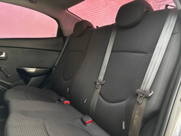 Kia Rio III Рестайлинг с пробегом 2015 года, цена 999 000 рублей, 69500 км, седан, Автокод Объявления