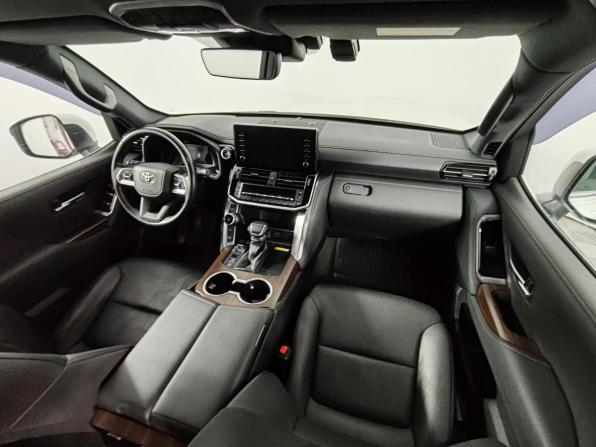 Toyota Land Cruiser 300 Series с пробегом 2022 года, цена 8 899 000 рублей, 104712 км, внедорожник, Автокод Объявления