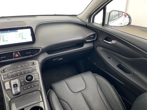 Hyundai Santa Fe IV Рестайлинг с пробегом 2023 года, цена 4 396 000 рублей, 61050 км, внедорожник, Автокод Объявления