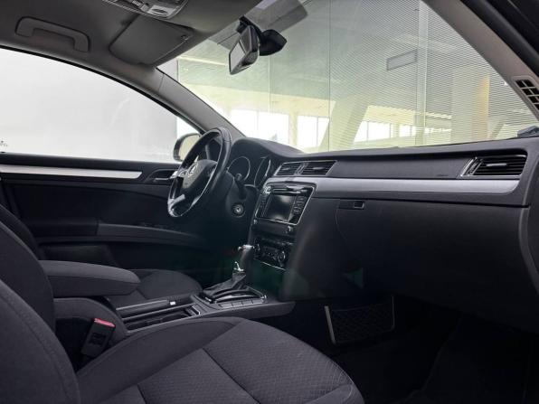 Skoda Superb II Рестайлинг с пробегом 2013 года, цена 1 390 000 рублей, 133919 км, универсал, Автокод Объявления