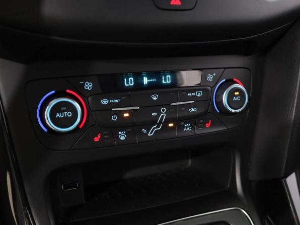 Ford Focus III Рестайлинг с пробегом 2019 года, цена 1 499 000 рублей, 78231 км, хэтчбек, Автокод Объявления