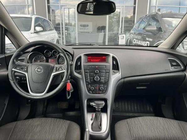Opel Astra J Рестайлинг с пробегом 2013 года, цена 670 000 рублей, 193720 км, хэтчбек, Автокод Объявления
