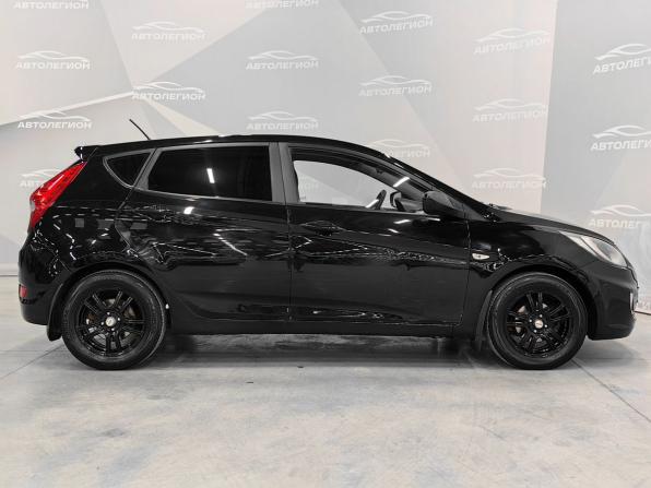 Hyundai Solaris I с пробегом 2011 года, цена 650 000 рублей, 181775 км, хэтчбек, Автокод Объявления