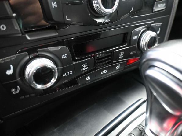 Audi Q5 I (8R) Рестайлинг с пробегом 2012 года, цена 2 129 900 рублей, 191000 км, внедорожник, Автокод Объявления