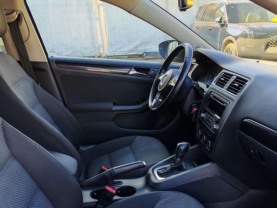 Volkswagen Jetta VI Москва  - изображение 9