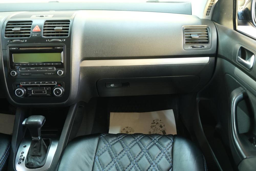 Volkswagen Jetta V Омск  - изображение 17