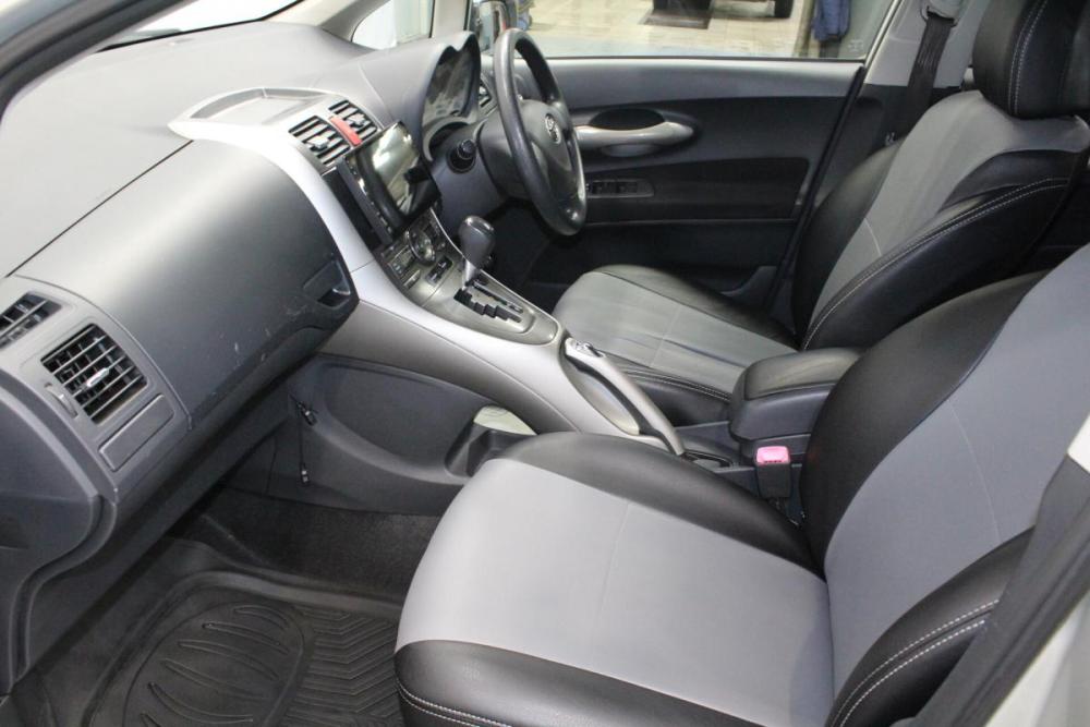 Toyota Auris I Кемерово  - изображение 15