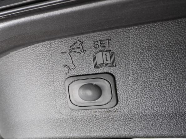 Ford Kuga II с пробегом 2013 года, цена 1 139 000 рублей, 221196 км, внедорожник, Автокод Объявления