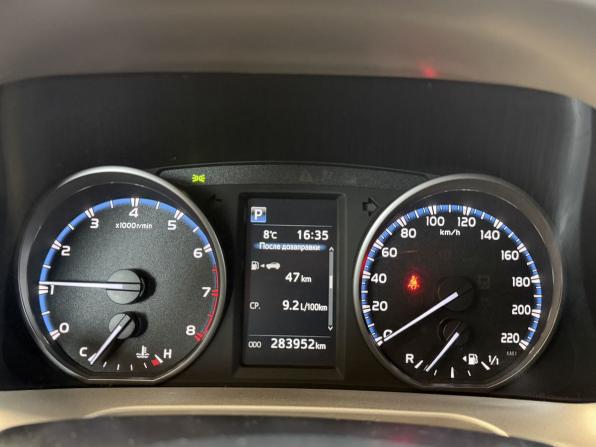 Toyota RAV4 IV (XA40) Рестайлинг с пробегом 2017 года, цена 1 770 000 рублей, 283000 км, внедорожник, Автокод Объявления