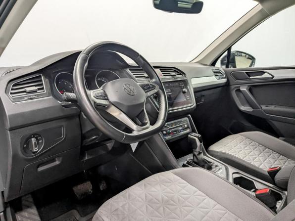 Volkswagen Tiguan II Рестайлинг с пробегом 2021 года, цена 3 040 000 рублей, 72227 км, внедорожник, Автокод Объявления
