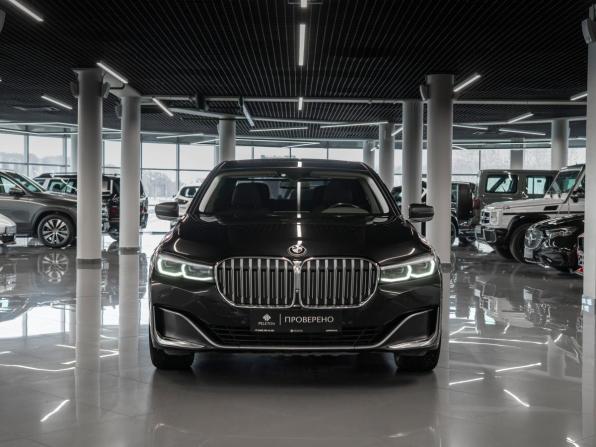 BMW 7 серии VI (G11/G12) Рестайлинг с пробегом 2020 года, цена 4 650 000 рублей, 245500 км, седан, Автокод Объявления