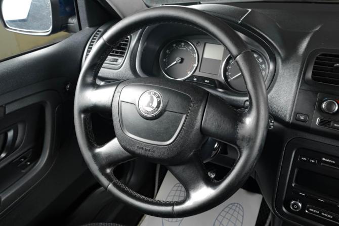 Skoda Fabia II Рестайлинг с пробегом 2011 года, цена 589 000 рублей, 286000 км, хэтчбек, Автокод Объявления