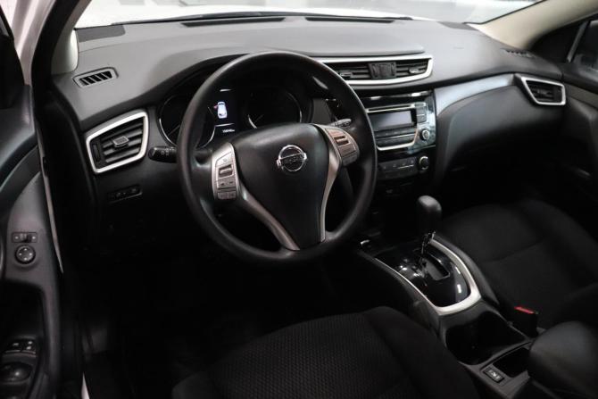 Nissan Qashqai II с пробегом 2017 года, цена 1 550 000 рублей, 136945 км, внедорожник, Автокод Объявления