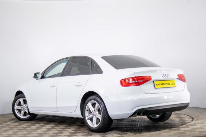 Audi A4 IV (B8) Рестайлинг с пробегом 2012 года, цена 1 199 000 рублей, 254000 км, седан, Автокод Объявления