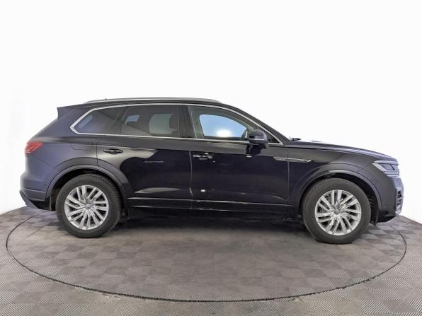 Volkswagen Touareg III с пробегом 2018 года, цена 4 950 000 рублей, 82468 км, внедорожник, Автокод Объявления