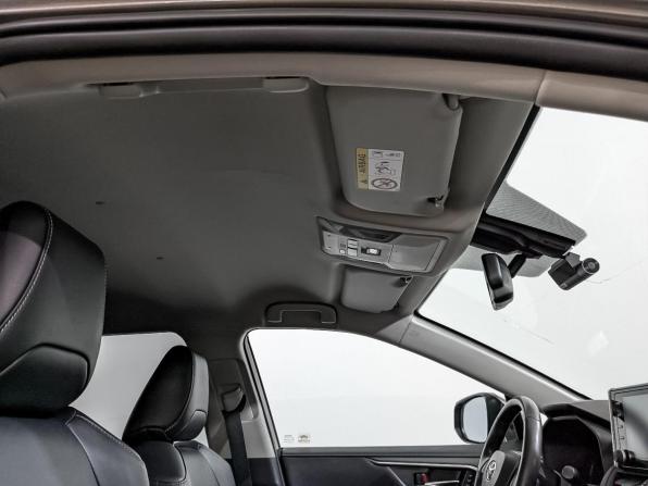 Toyota RAV4 V (XA50) с пробегом 2020 года, цена 3 250 000 рублей, 63287 км, внедорожник, Автокод Объявления