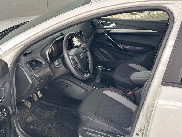 Lada (ВАЗ) Vesta I Рестайлинг (NG) с пробегом 2023 года, цена 1 290 000 рублей, 18152 км, седан, Автокод Объявления