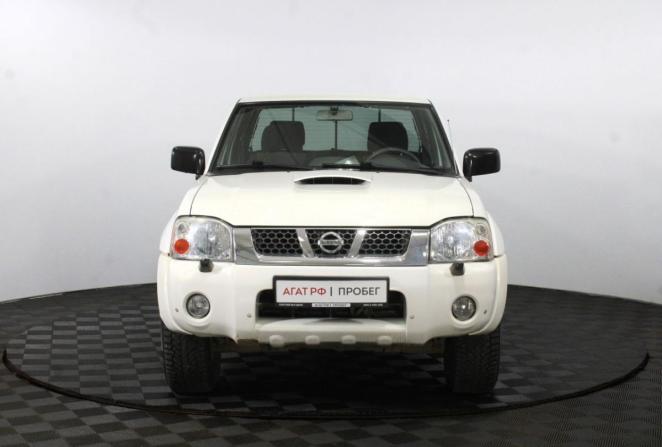 Nissan NP300 с пробегом 2008 года, цена 1 000 000 рублей, 107100 км, offers.body_type.unknown, Автокод Объявления