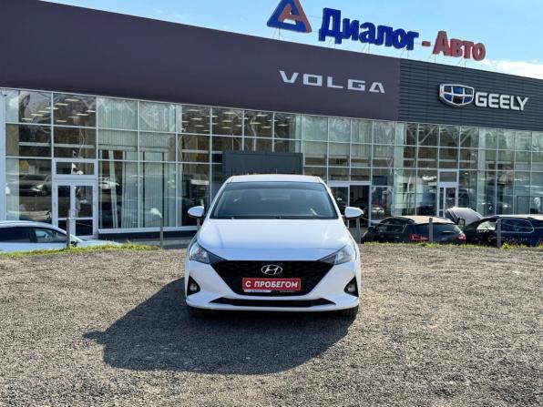Hyundai Solaris II Рестайлинг с пробегом 2022 года, цена 1 495 000 рублей, 92901 км, седан, Автокод Объявления