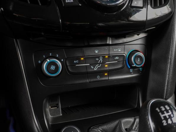 Ford Focus III Рестайлинг с пробегом 2018 года, цена 1 099 000 рублей, 157177 км, хэтчбек, Автокод Объявления