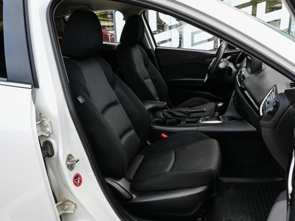 Mazda 3 III (BM) с пробегом 2014 года, цена 1 500 000 рублей, 60078 км, седан, Автокод Объявления