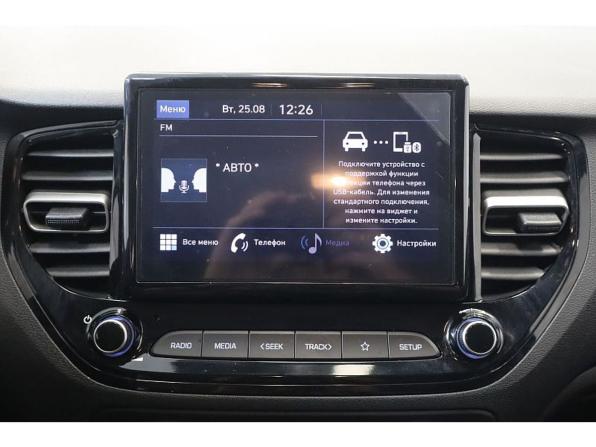 Hyundai Solaris II Рестайлинг с пробегом 2021 года, цена 1 649 000 рублей, 26226 км, седан, Автокод Объявления