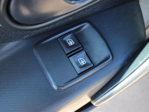 Renault Sandero II с пробегом 2017 года, цена 1 049 000 рублей, 85995 км, хэтчбек, Автокод Объявления