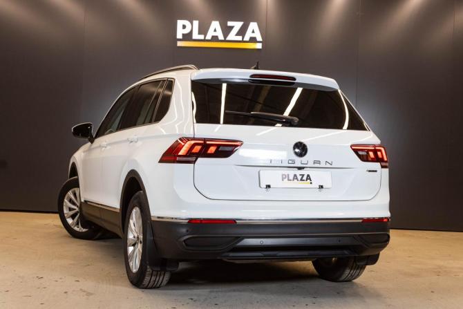 Volkswagen Tiguan II Рестайлинг с пробегом 2021 года, цена 2 808 000 рублей, 62021 км, внедорожник, Автокод Объявления