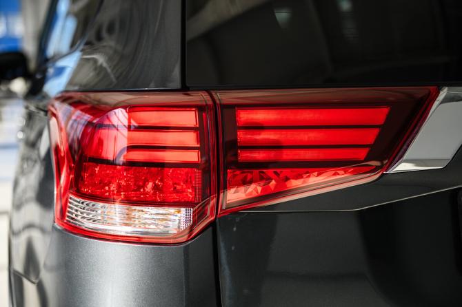 Mitsubishi Outlander III Рестайлинг 2 с пробегом 2018 года, цена 1 980 000 рублей, 91213 км, внедорожник, Автокод Объявления